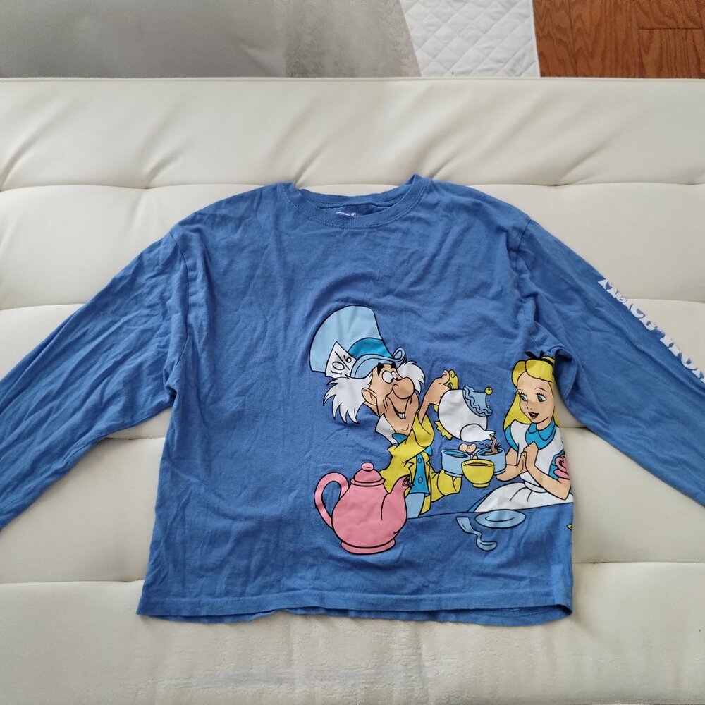 Women's XS Vintage DISNEY ALICE IN WONDERLAND Blue Shirt